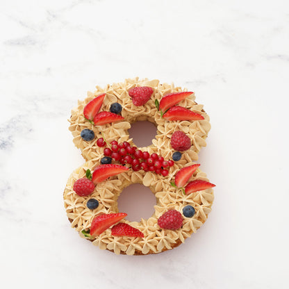 Number Cake Gateau chiffre 8 caramel vanille Love and Cakes Paris