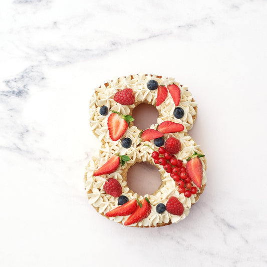Number Cake Gateau chiffre 8 Vanille Love and Cakes Paris